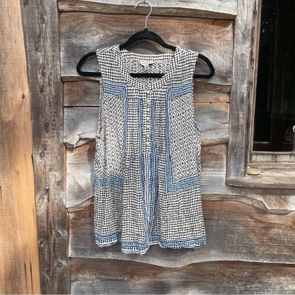 Lucky brand top